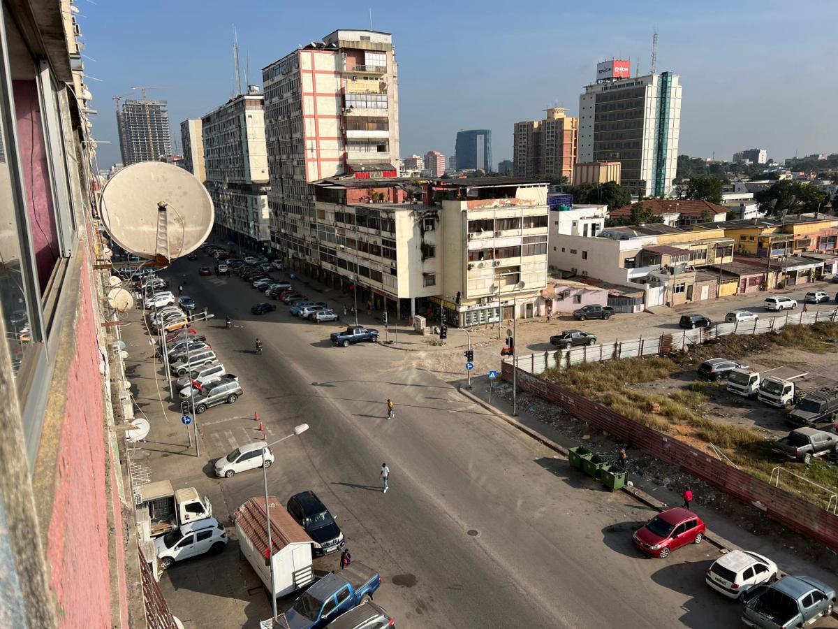 Africa Em Zona Comercial De Luanda Daire Dış mekan fotoğraf